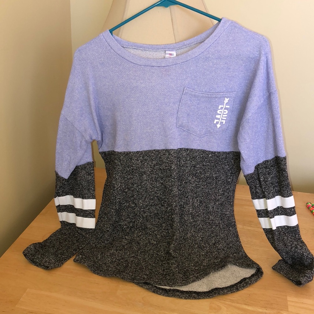 Long sleeve shirt - barely worn